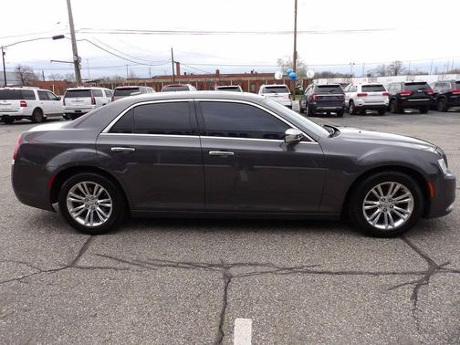 Granite Crystal Metallic Clearcoat 2016 Chrysler 300 S
