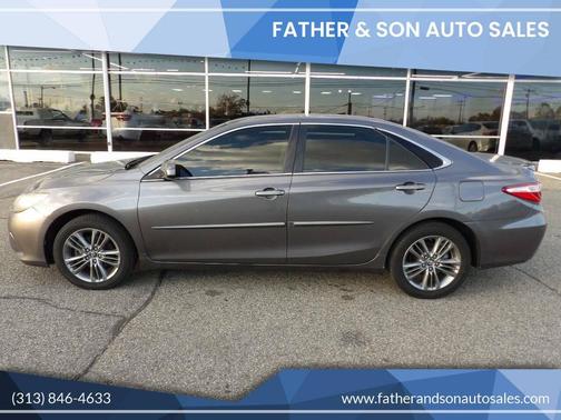 2017 Toyota Camry SE