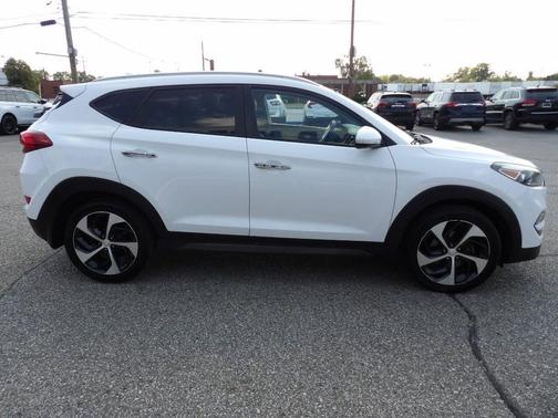 2016 Hyundai TUCSON Limited