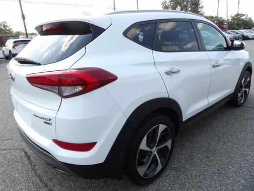 2016 Hyundai TUCSON Limited