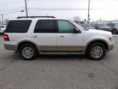 2011 Ford Expedition XLT