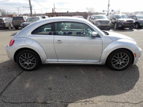2012 Volkswagen Beetle 2.5L