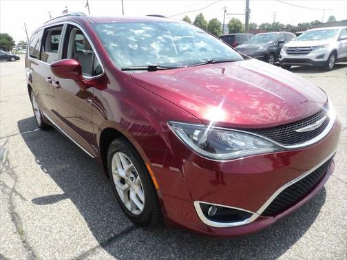 2018 Chrysler Pacifica Touring-L Plus