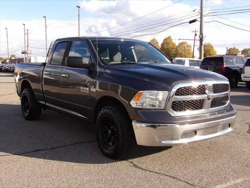2016 RAM 1500 SLT