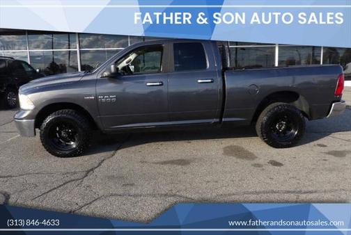 2016 RAM 1500 SLT