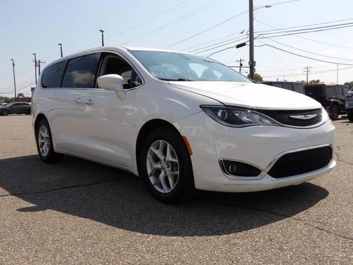 2018 Chrysler Pacifica Touring Plus