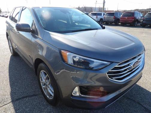 Carbonized Gray 2022 Ford Edge SEL