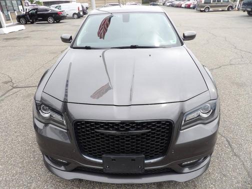 2023 Chrysler 300 Touring
