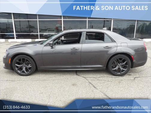 2023 Chrysler 300 Touring