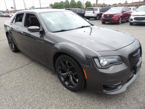 2023 Chrysler 300 Touring