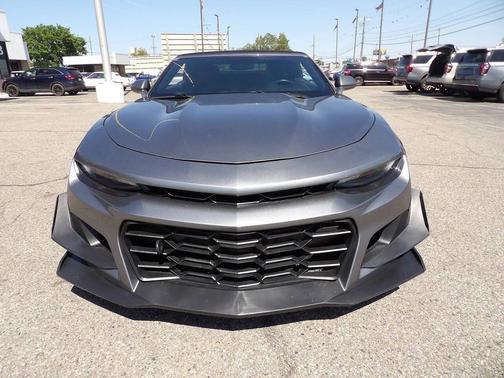 Shadow Gray Metallic 2019 Chevrolet Camaro 1LT