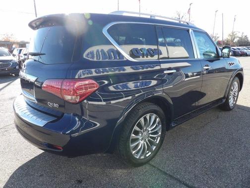 2017 INFINITI QX80 Base