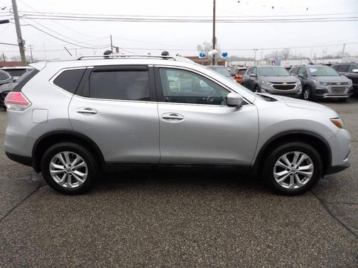 2014 Nissan Rogue SV
