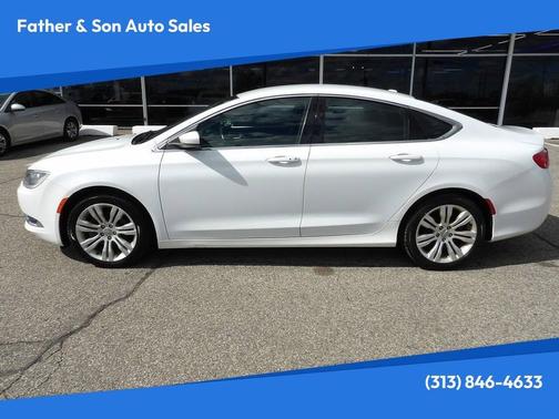 Bright White Clearcoat 2015 Chrysler 200 Limited