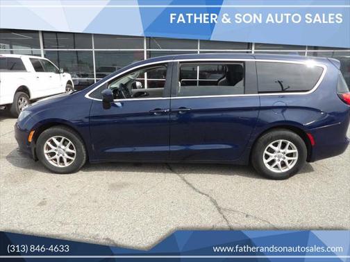 2017 Chrysler Pacifica LX