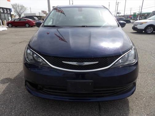 2017 Chrysler Pacifica LX