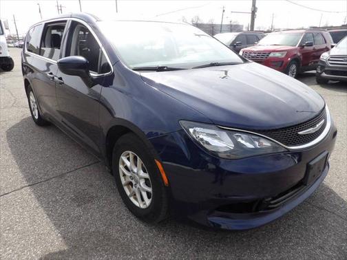 2017 Chrysler Pacifica LX