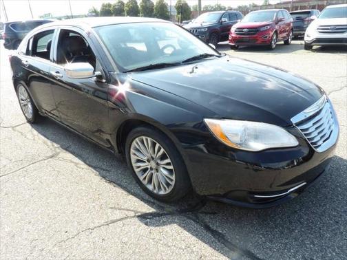 2013 Chrysler 200 Limited