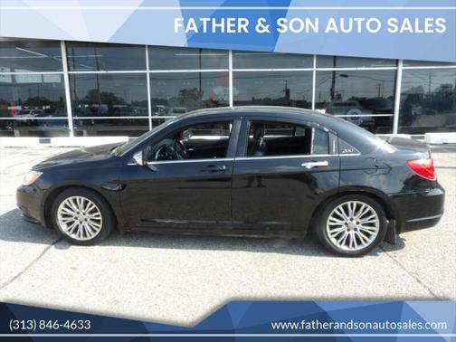 2013 Chrysler 200 Limited