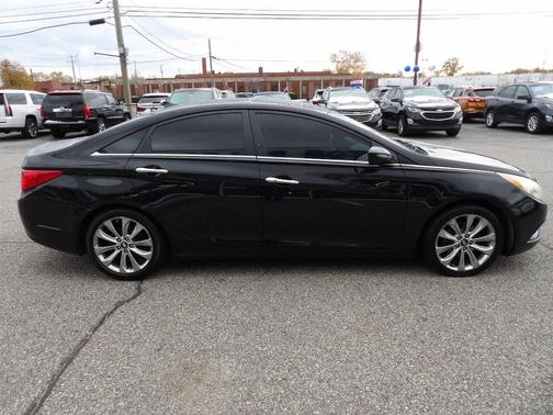 2012 Hyundai SONATA SE