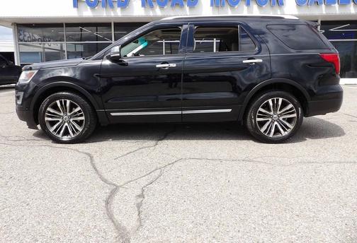 Shadow Black 2016 Ford Explorer Platinum