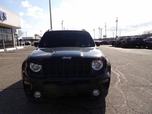 Black Clearcoat 2019 Jeep Renegade Latitude
