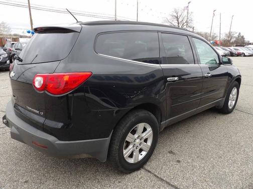 2011 Chevrolet Traverse LT