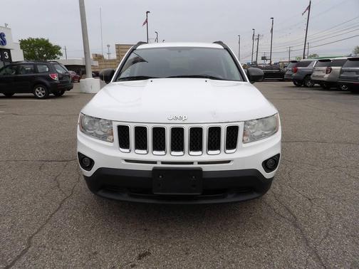 Bright White Clearcoat 2012 Jeep Compass Limited