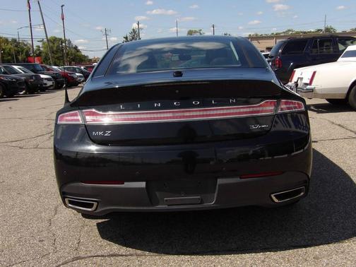 2014 Lincoln MKZ Base