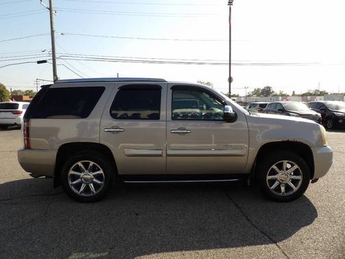 2007 GMC Yukon Denali