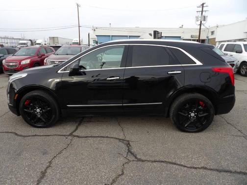 2017 Cadillac XT5 Premium Luxury