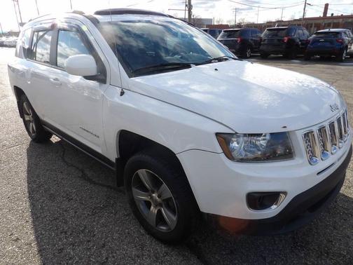 Bright White Clearcoat 2017 Jeep Compass High Altitude