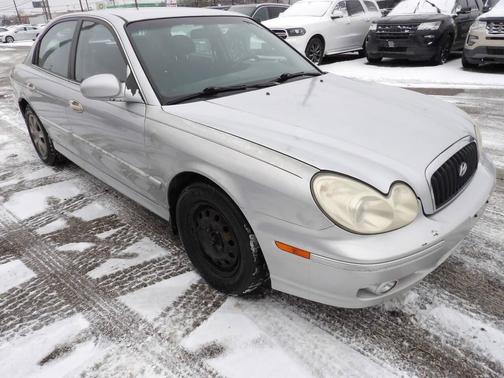 2003 Hyundai SONATA Base