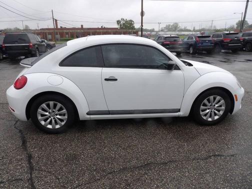 2018 Volkswagen Beetle 2.0T S