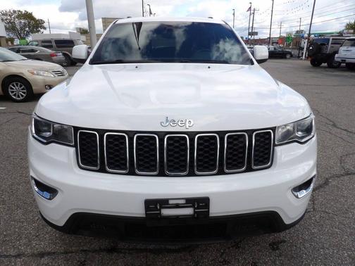 2017 Jeep Grand Cherokee Laredo