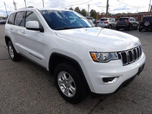 2017 Jeep Grand Cherokee Laredo