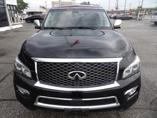 2017 INFINITI QX80 Signature Edition