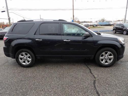 2015 GMC Acadia SLE-2