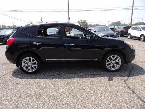 2011 Nissan Rogue SV