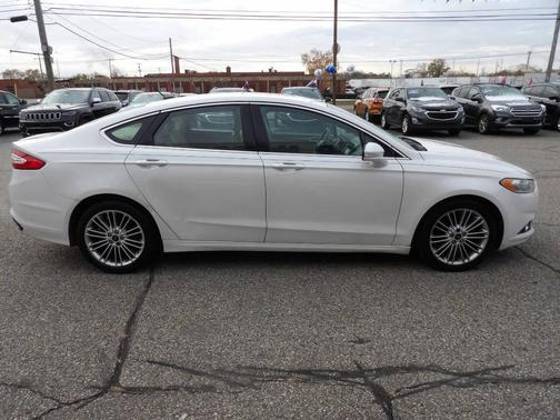 2015 Ford Fusion SE
