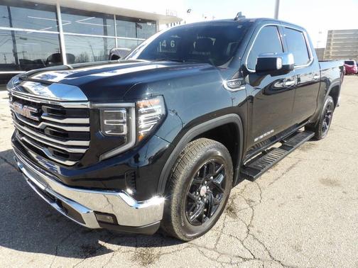2022 GMC Sierra 1500 SLT