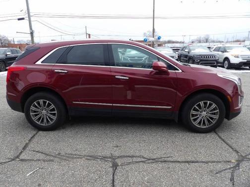 2017 Cadillac XT5 Luxury