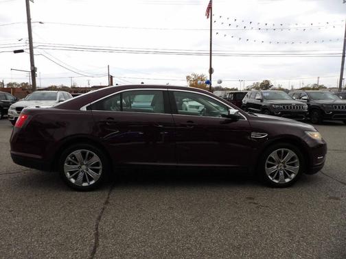 2011 Ford Taurus Limited