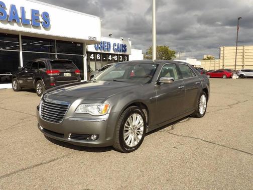 2011 Chrysler 300C Base