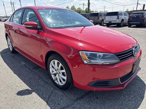 Tornado Red 2014 Volkswagen Jetta Auto SE w/Connectivity