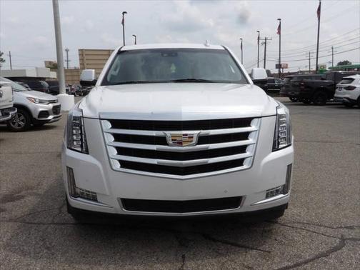 2020 Cadillac Escalade Luxury