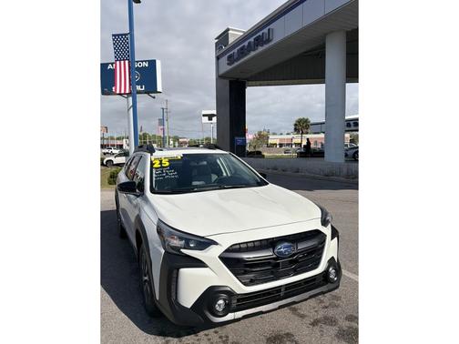 Crystal White Pearl 2025 Subaru Outback Premium