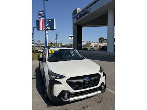 Crystal White Pearl 2024 Subaru Outback Limited XT