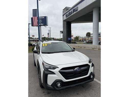 Crystal White Pearl 2025 Subaru Outback Premium