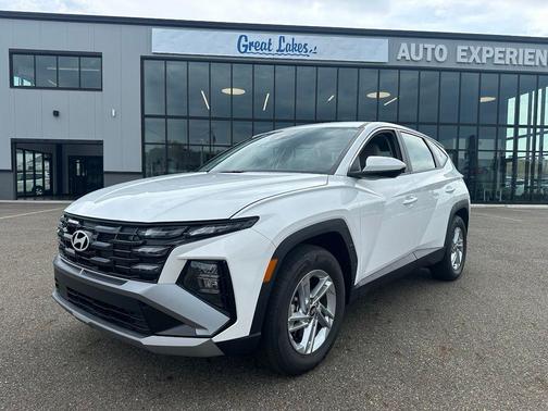 Serenity White Pearl 2026 Hyundai TUCSON SE